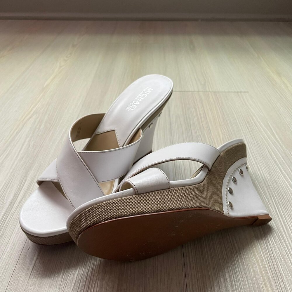 Michael Kors Classic Heel - Perfect for any occasion
